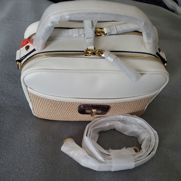 LDT Jill white lunch box purse NWT - Picture 2 of 7